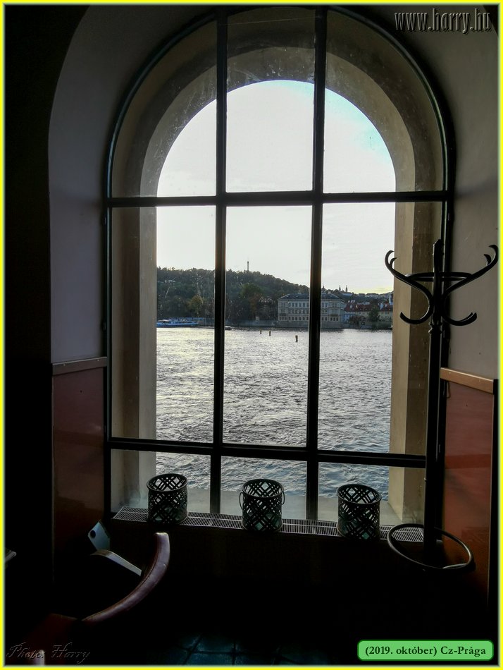 2019.oktober-Cz-Praga-209.jpg