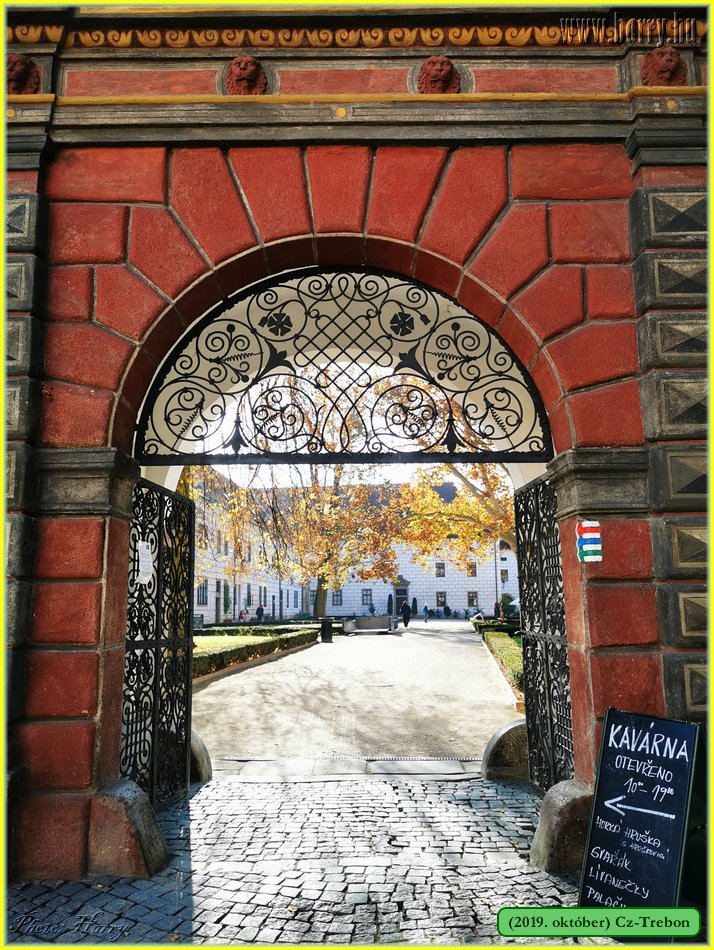 2019.oktober-Cz-Trebon-33.jpg